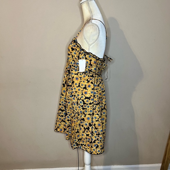 NWOT Topshop Floral Yellow and Black Dress - Picture 3 of 6